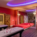 Mary Hotel