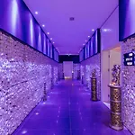Mary Hotel