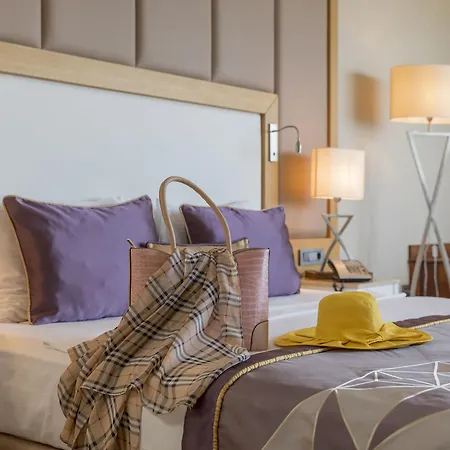 Mary Hotel 5*