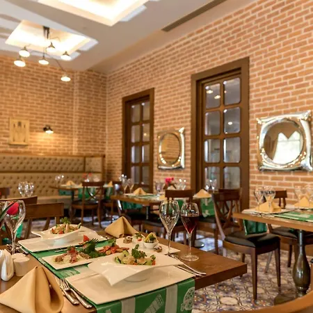 Mary Hotel 5*