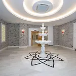 Mary Hotel