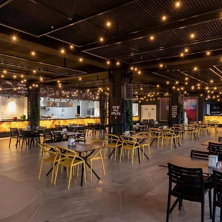 Mary 5* Αλάνια