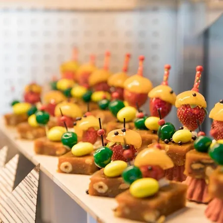 Ξενοδοχείο Mary 5*